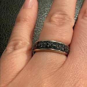 Blue diamond band